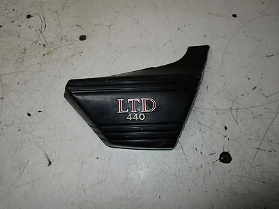 81 82 83 Kawasaki LTD440 LTD 440 1980 cubierta lateral derecha Foto 1 de 3