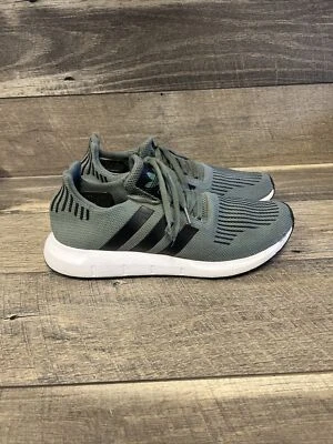 Adidas Mens Swift Run CG4115 Green Running Shoes Sneakers Size 12 - Image 1 of 4