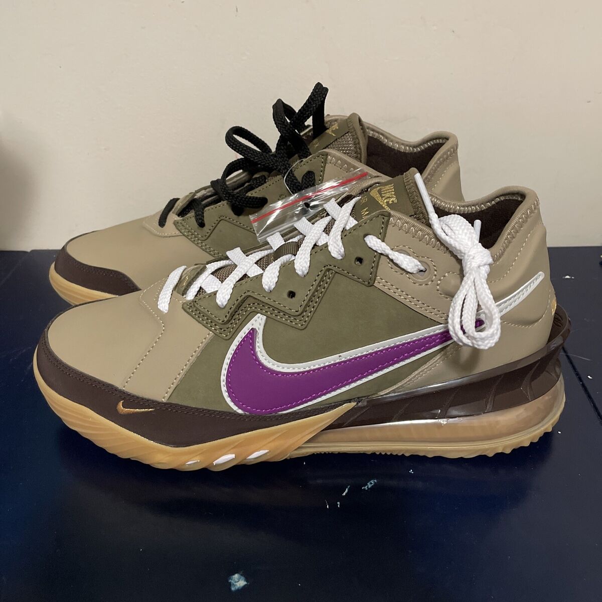 Nike atmos x LeBron 18 Low Viotech for Sale | Authenticity Nike atmos x LeBron 18 Low Viotech for Sale | Authenticity