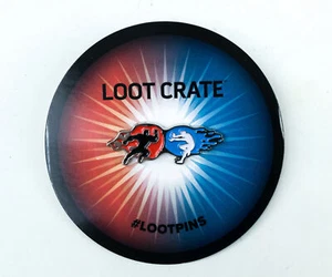 Showdown Red vs Blue - Enamel Pin Loot Crate NEW EXCLUSIVE #LOOTPINS - Picture 1 of 2