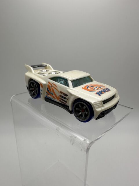 Acceleracers Bassline Raro Hot Wheels - Carrinho Miniatura Sem embalagem  (Loose) - Corre Que Ta Baratinho