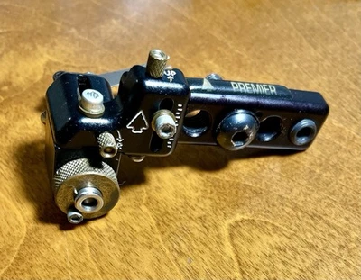 Hoyt Overdraw con reposaflechas GK Premier micro ajuste elevación y tensión del viento derecha - Imagen 1 de 3