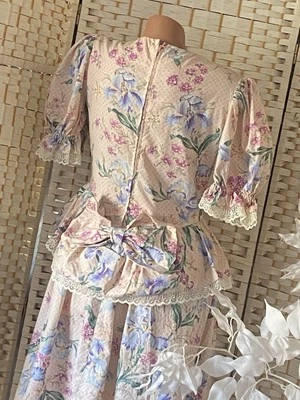 VTG COUETTE BOW PEPLUM COTTAGE CORE FLORAL PRINT DRESS - Image 1 of 4