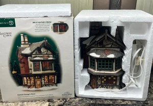 Casa iluminada animada Department 56 A Christmas Carol Ebenezer Scrooge's House - Imagen 1 de 9