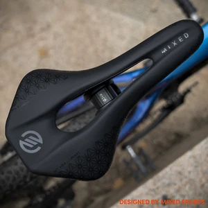 Full Carbon Fiber 5D Ultra Pack Light Weight Bike Saddle 143mm135g Bicycle Seat - Picture 1 of 12