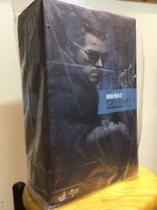 Hot Toys MMS 209 Iron Man 3 Tony Stark (El Mecánico) (Versión Normal) NUEVO - Imagen 1 de 2
