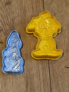 Official Disney Plastic Goofy Pluto 2 Piece Cookie Cutter & Press GC - Picture 1 of 4