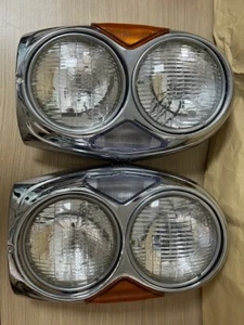Mercedes W108 W109 W111 W112 headlight pair with new blinker and parking lights - Picture 1 of 3