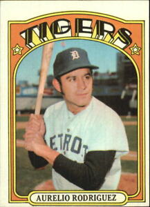 1972 Topps Baseball Card #319 Aurelio Rodriguez - EX