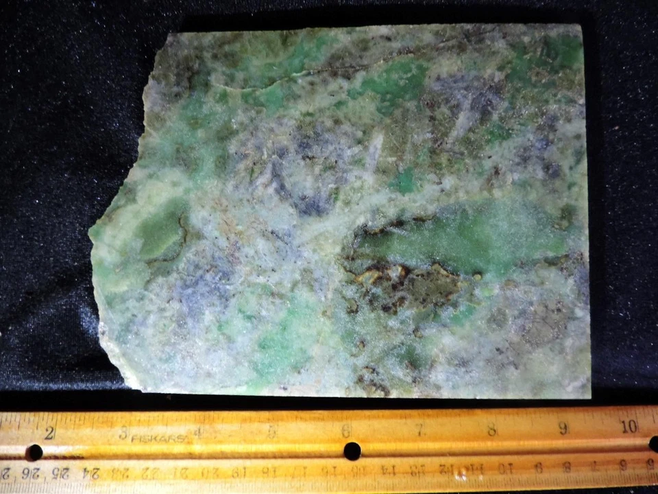 13.3 OZ. THICK SLAB OF A NICE SOLID MOTTLED GREEN/WHITE JADE, SOURCE UNKNOWN - Image 1 of 1