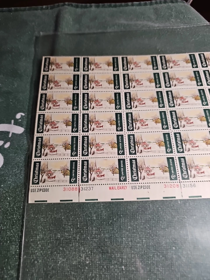 30 estampillas de Navidad 1969 Foto 1 de 4