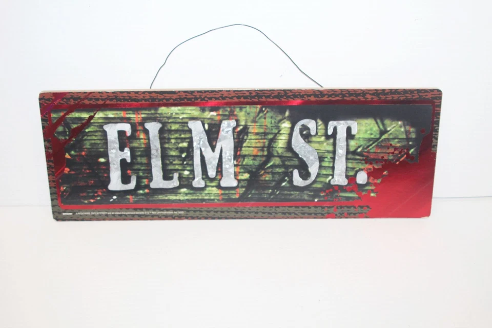 Светоотражающий деревянный знак уличный кошмар на вязе декор для вечеринки на Хэллоуин ужасы 15 дюймов - Изображение 1 из 4