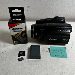 Canon Vixia HV40 HDV 1080i MiniDV Black 3.1MP 10x Optical Zoom Video Camcorder - Picture 1 of 20