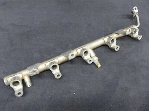 Audi S6 4F S8 4E V10 Kraftstoffverteiler links Einspritzleiste 07L133315A GJ2 - Bild 1 von 5