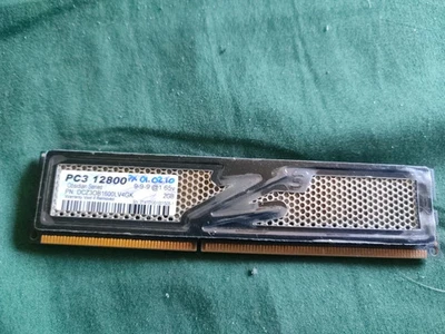 OCZ Platinum 2GB (1x2GB) OCZ3P1600LV6GK DDR3 1600 PC3-12800U (#663) - Immagine 1 di 3