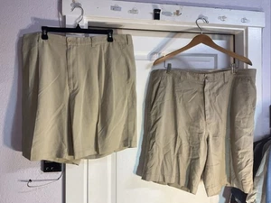 Lot Of 2 Tommy Bahama Relaxed Shorts - 100% Silk & Silk/Cotton blend Mens Sz 38 - Picture 1 of 12