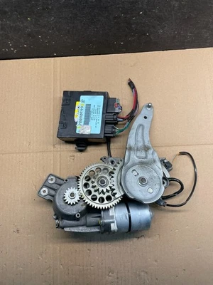 2009 to 2016 GMC Acadia Rear Trunk Liftgate Power Motor Actuator OEM v1823 DG - Image 1 of 4