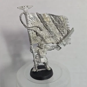 Warhammer 40k Classic METAL Cadian Army Box Limited Edition Standard Bearer OOP - Bild 1 von 6