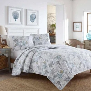 Tommy Bahama Quilt Set 3-Piece King Reversible Beach Bliss Graphic Cotton Gray - Picture 1 of 6