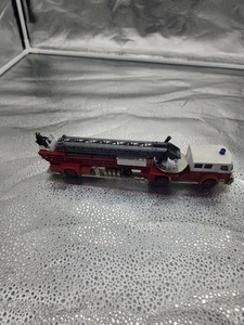 Corgi Classics NY ALF Aerial Ladder Truck - American LaFrance, - Picture 1 of 6