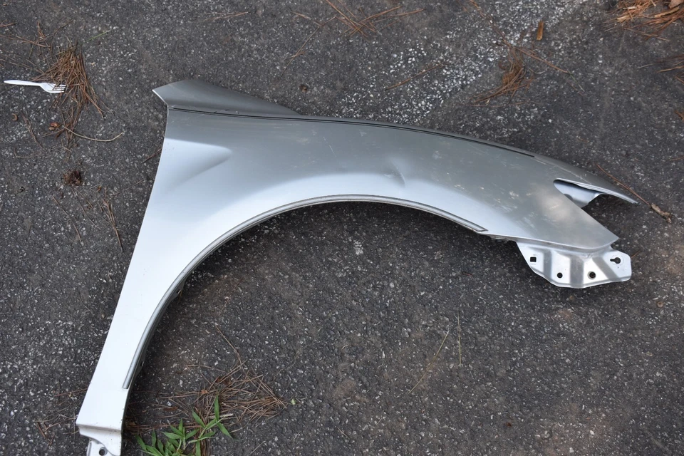 Toyota Camry 2008 guardabarros lado derecho de fábrica OEM camioneta local Foto 1 de 4