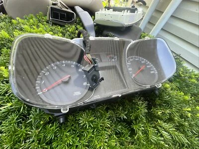 Gmc Terrain Chevrolet Equinox 2011 2,4 L velocímetro cuadro de instrumentos enchufe 110 k Foto 1 de 4