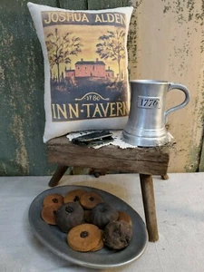 VINTAGE PRIMITIVE VICTORIAN FOLK ART 1780 STYLE JOSHUA ALDEN INN TAVERN PILLOW - Picture 1 of 5