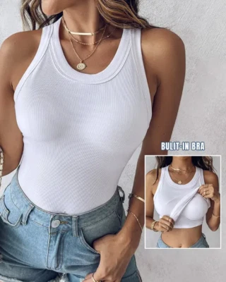 Chic Me Built-in Shelf Bra Tank Top Women's Medium White Ribbed Knit Round Neck - Image 1 of 4