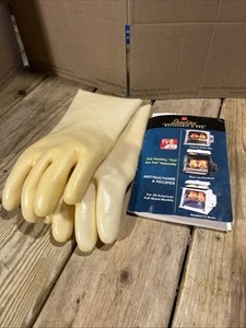 Ronco Showtime Rotisserie 4000T 5000 BBQ Heat Resistant Gloves & Manual - Picture 1 of 3