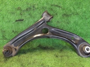 SUZUKI Lapin Querlenker vorne links unten 4520274P00 [gebraucht] [PA115645155] - Bild 1 von 3