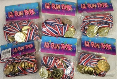 Победитель приз золото пластиковый металлический ожерелье вечеринки детей 72 шт. - Изображение 1 из 4