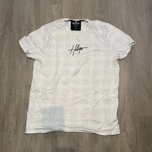 Hollister T-Shirt - Picture 1 of 3