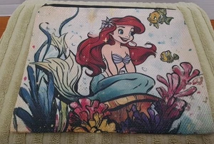 Neu in Verpackung Disney Kleine Meerjungfrau Arielle Reise Kosmetik Make-up Tasche 9x8 Reißverschluss  - Bild 1 von 5
