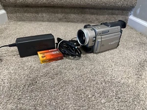 Sony DCR-TRV900 MiniDV HEADS CLEANED! FULLY TESTED! 60 DAY WARRANTY! - Picture 1 of 7