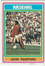 Topps Football Card 1976 Blue Back No. 266 John Radford Arsenal