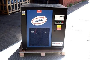 780CFM COMPRESSED AIR REFRIGERATED DRYER - REMOVAL OF WATER FROM AIR COMPRESSORS - Picture 1 of 12