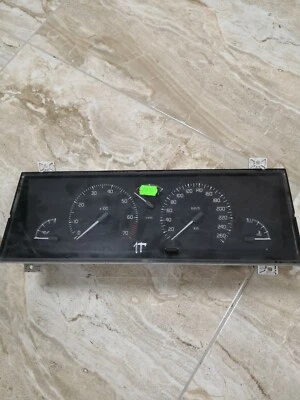 Renault Safrane 1997 2.0 Speedometers 85017042/110008643007/7700839969 Foto 1 de 4
