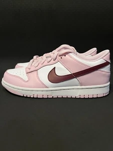 Nike Dunk Low ‘Pink Foam’ GS Size 7Y CW1590-601 BRAND NEW - Picture 1 of 4