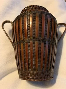 CHEKIANG Chenghsien BAMBUSGEWEBE Volksrepublik China 2 Griffe 6" VASE Etikett - Bild 1 von 3