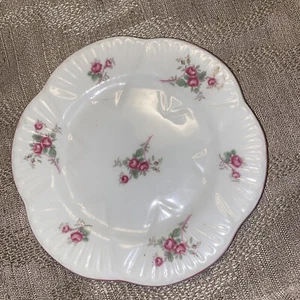 Vintage SHELLEY Fine Bone China DAINTY ROSE SPRAY Plate 6.5” - Picture 1 of 3