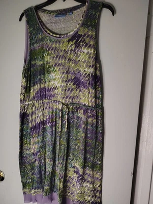 Vestido midi sin mangas Simply Vera Wang grande púrpura verde estampado abstracto Foto 1 de 4