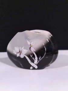 Barbara Baatz signed vase Tree Blossoms - Picture 1 of 7