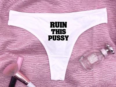 Ruin This Tanga Talla Queen Bragas Bimbo Puta Ropa Foto 1 de 4