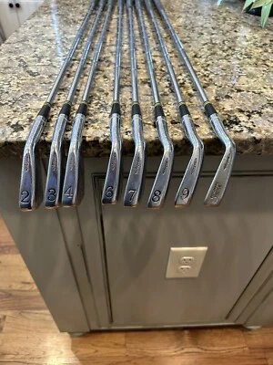 RARO Arnold Palmer El Juego de Hierro Estándar 2 - PW Falta 5 Hierro Rígido Forjado De Colección Foto 1 de 4