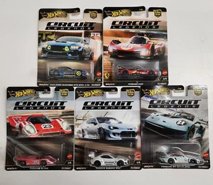 CIRCUIT LEGENDS * Juego de 5 coches * Estuche de cultura de coches Hot Wheels 2025 K * EN STOCK - Imagen 1 de 3