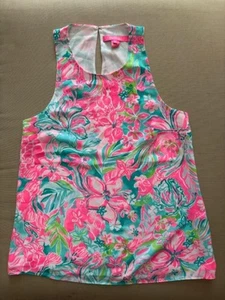 Lilly Pulitzer Lyle Halter top “Hot on the Scene” lined size XS (extra small). - Picture 1 of 6