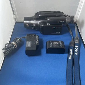 Sony Handycam Video 8 Camcorder With Accessories CCD-FX730V Tested Working - Picture 1 of 13