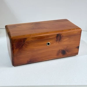 VTG Lane Cedar Chest Mini Hope Chest Salesman Sample Wood Storage Box VA T1 - Picture 1 of 16