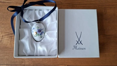 Meissen Ei Aufhänger Osterei Dekor Leberblümchen 1. Wahl mit OVP - Bild 1 von 2