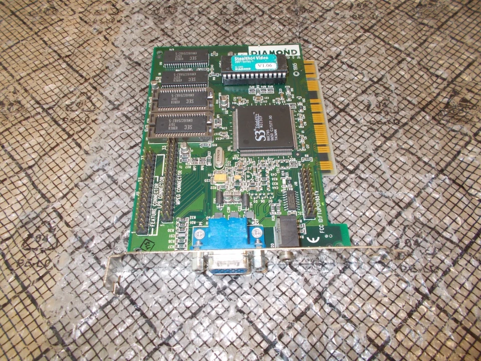 Diamond Stealth 64 2MB PCI Video Card ST64 VIDEO PCI 3 1+1 23030093-303 - Image 1 of 1